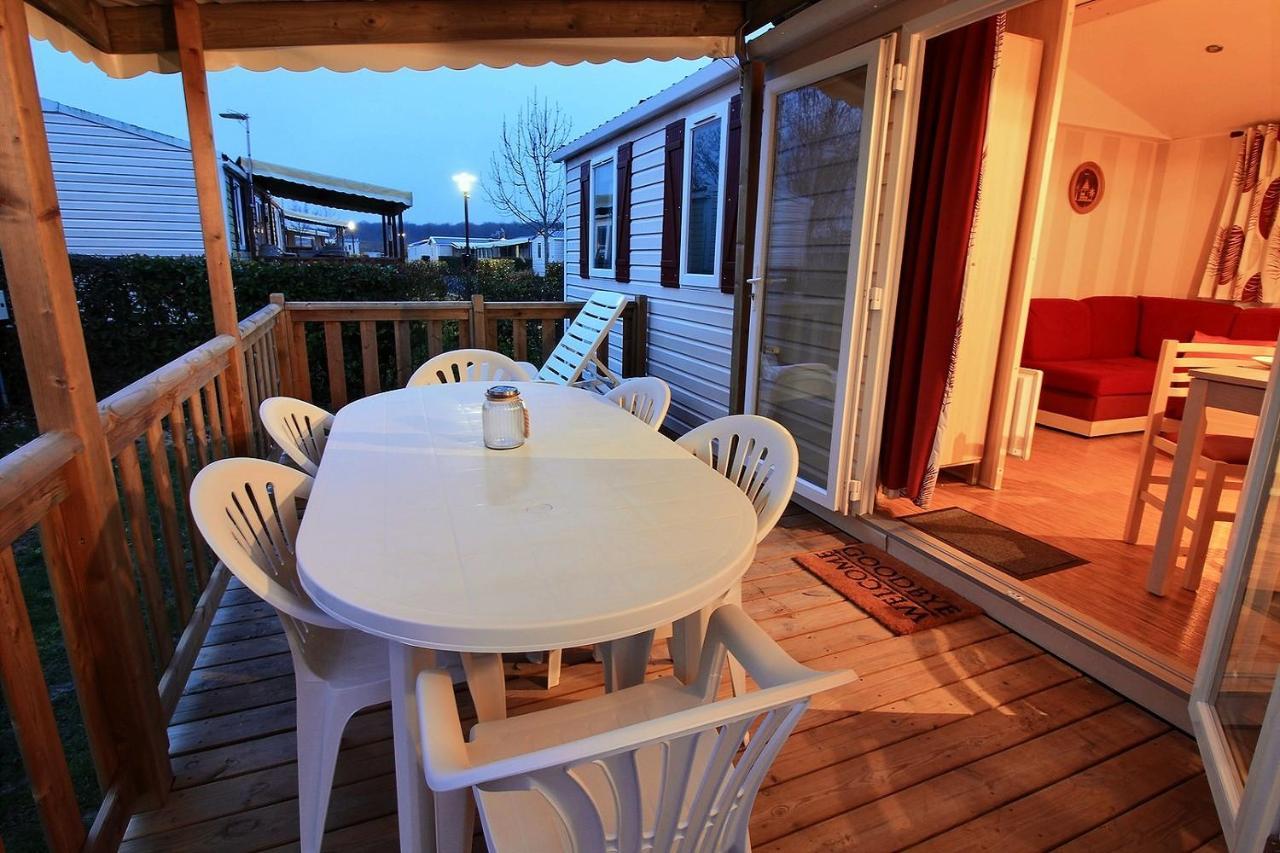 Mobilhome Familial Onzain Exterior foto